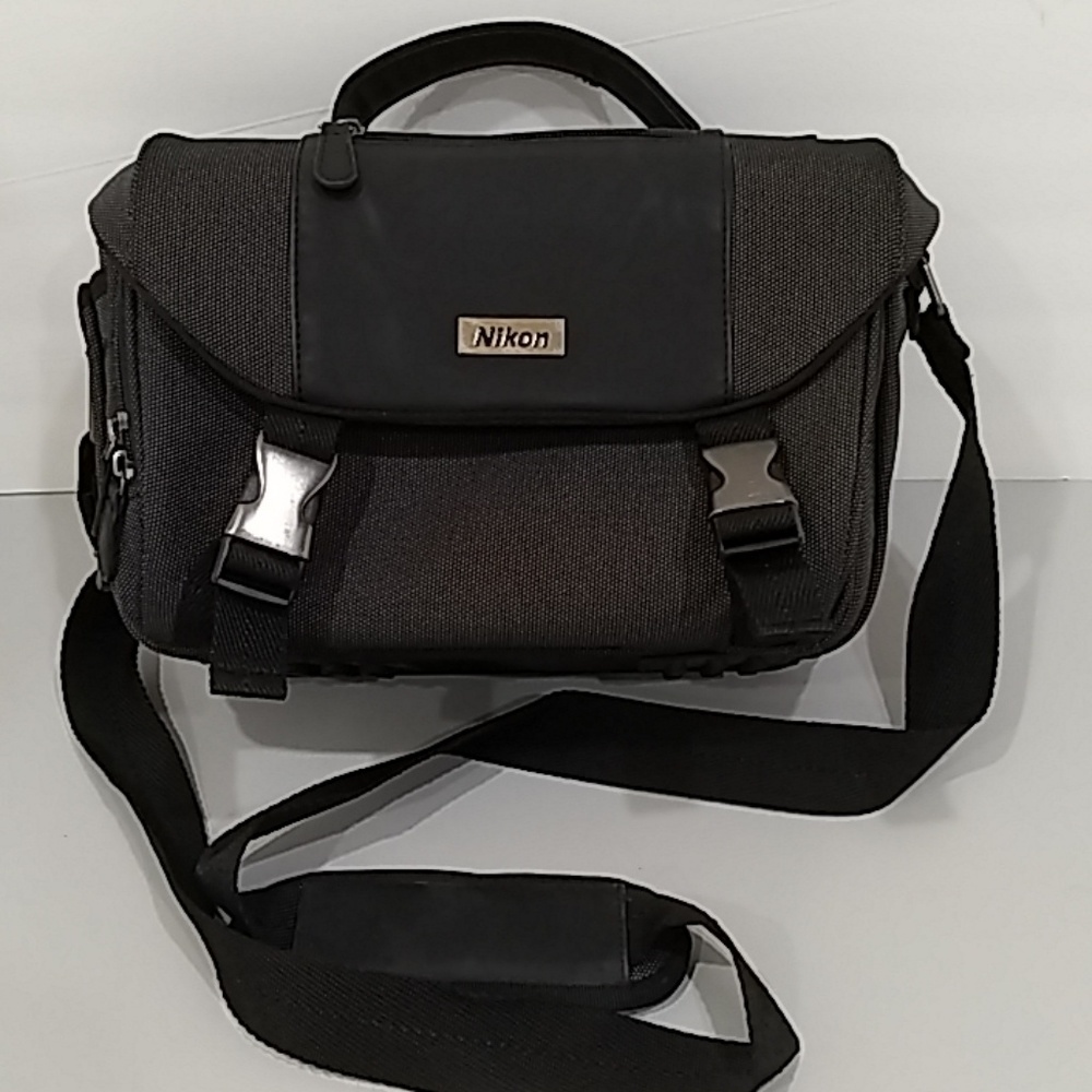 NIKON SRL CAMRERA BAG